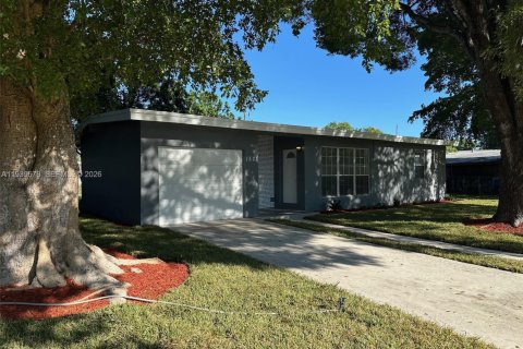 Купить виллу или дом в Помпано-Бич, Флорида 3 спальни, 103.12м2, № 1997026 - фото 7