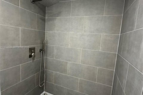 Купить виллу или дом в Помпано-Бич, Флорида 3 спальни, 103.12м2, № 1997026 - фото 30