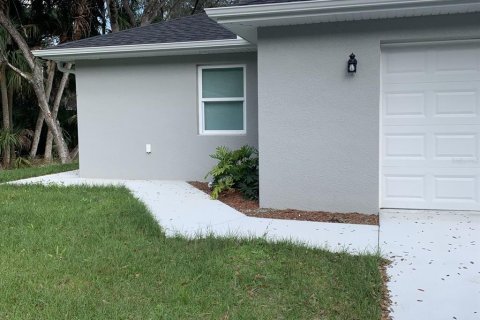 Casa en alquiler en Port Charlotte, Florida, 3 dormitorios, 138.61 m2 № 1846605 - foto 3