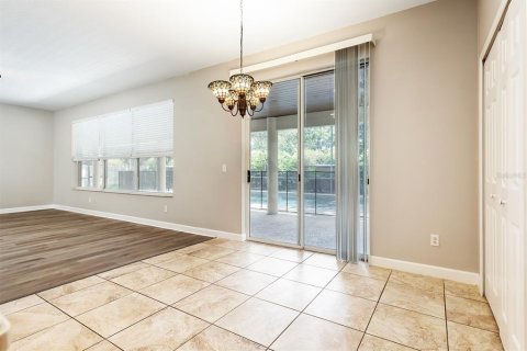 Casa en venta en Winter Garden, Florida, 5 dormitorios, 268.67 m2 № 1918767 - foto 12
