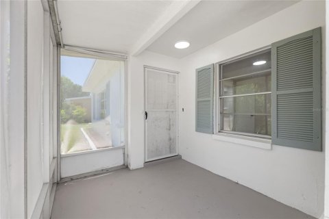 House in Beverly Hills, Florida 2 bedrooms, 108.14 sq.m. № 1916397 - photo 12