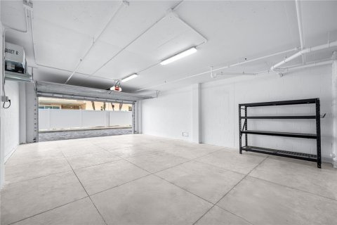 Купить кондоминиум в Индиан-Шорс, Флорида 10 комнат, 400.22м2, № 1650294 - фото 6