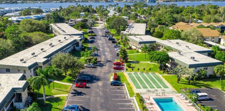 Condo à Stuart, Floride, 2 chambres № 1002654