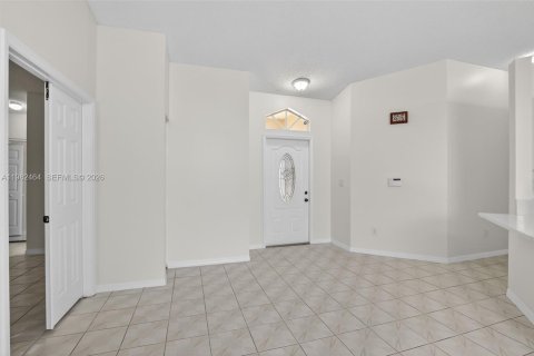 Casa en venta en Pembroke Pines, Florida, 3 dormitorios, 151.71 m2 № 2049515 - foto 11