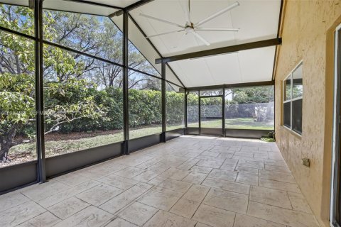 Casa en venta en Pembroke Pines, Florida, 3 dormitorios, 151.71 m2 № 2049515 - foto 8