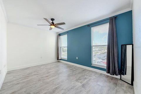 Condo in South Pasadena, Florida, 1 bedroom  № 2383334 - photo 16