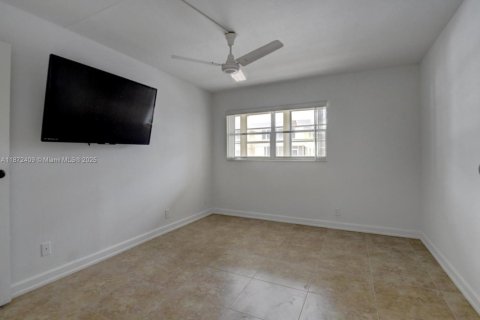 Condominio en venta en Delray Beach, Florida, 2 dormitorios, 81.75 m2 № 1925793 - foto 9