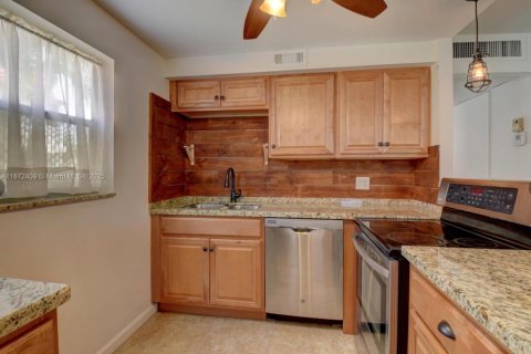 Condominio en venta en Delray Beach, Florida, 2 dormitorios, 81.75 m2 № 1925793 - foto 3