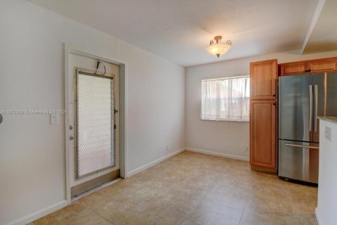 Condominio en venta en Delray Beach, Florida, 2 dormitorios, 81.75 m2 № 1925793 - foto 7