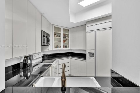 Copropriété à vendre à Aventura, Floride: 1 chambre, 74.32 m2 № 1997413 - photo 20