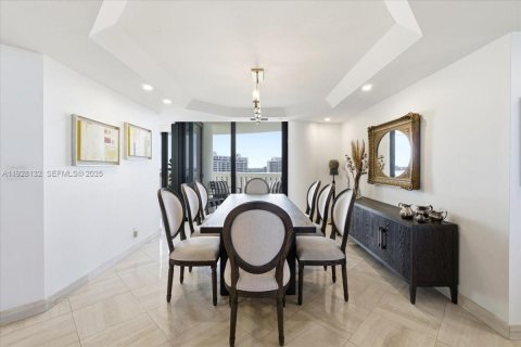 Condo in Aventura, Florida, 3 bedrooms № 2091066 - photo 6