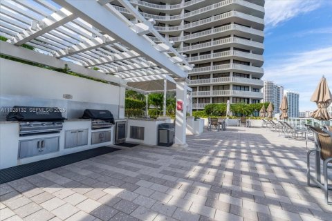 Condo in Aventura, Florida, 3 bedrooms № 2091066 - photo 25