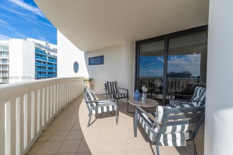 Condo in Aventura, Florida, 3 bedrooms № 2091066 - photo 22