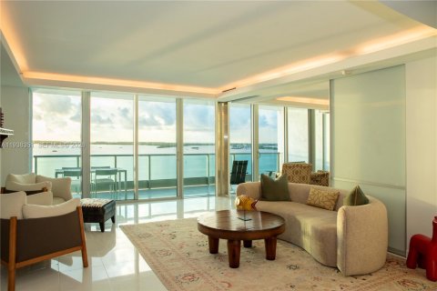 Condo in Miami, Florida, 1 bedroom  № 1995889