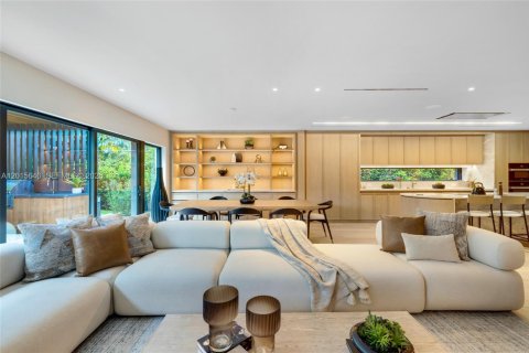 Casa en venta en Miami, Florida, 4 dormitorios, 309.18 m2 № 2189497 - foto 9