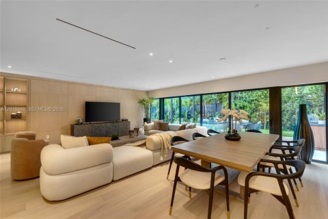 Casa en venta en Miami, Florida, 4 dormitorios, 309.18 m2 № 2189497 - foto 11