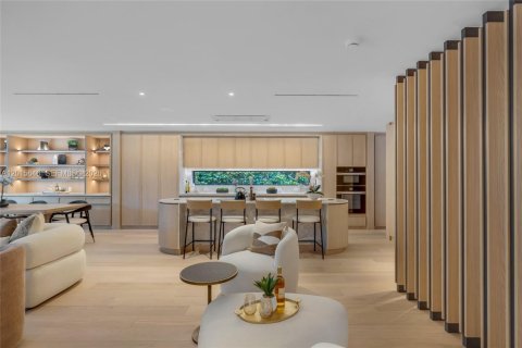 Casa en venta en Miami, Florida, 4 dormitorios, 309.18 m2 № 2189497 - foto 14