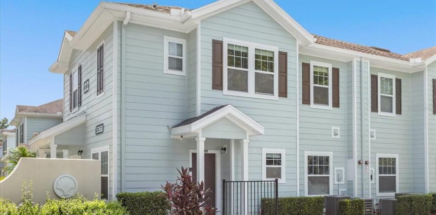 Townhouse in Kissimmee, Florida 4 bedrooms, 157.38 sq.m. № 1857724
