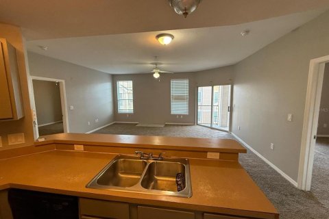 Condo in Ocoee, Florida, 2 bedrooms  № 1827351 - photo 15