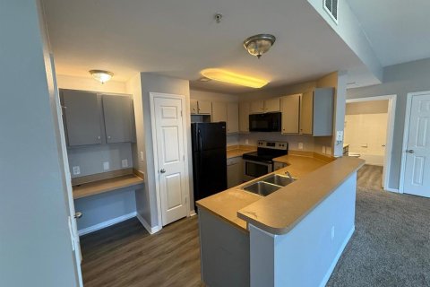 Condo in Ocoee, Florida, 2 bedrooms  № 1827351 - photo 18