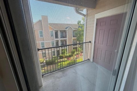 Condo in Ocoee, Florida, 2 bedrooms  № 1827351 - photo 9