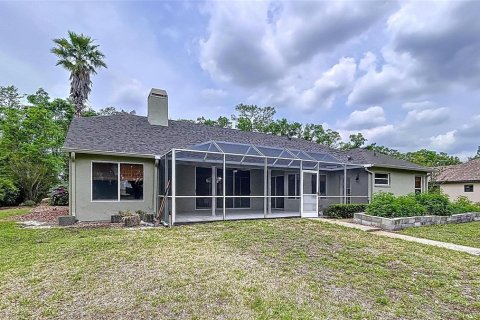 House in Dade City, Florida 3 bedrooms, 182.27 sq.m. № 1677615 - photo 10