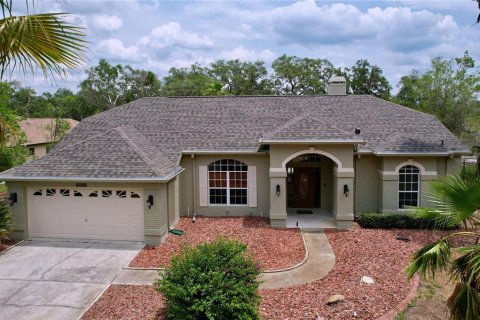 House in Dade City, Florida 3 bedrooms, 182.27 sq.m. № 1677615 - photo 2