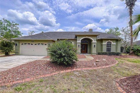 House in Dade City, Florida 3 bedrooms, 182.27 sq.m. № 1677615 - photo 16