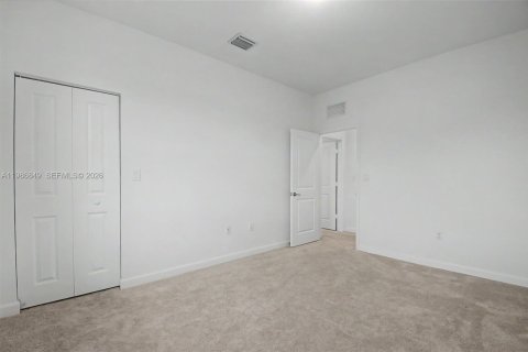 House in Homestead, Florida 3 bedrooms, 291.62 sq.m. № 2044976 - photo 26