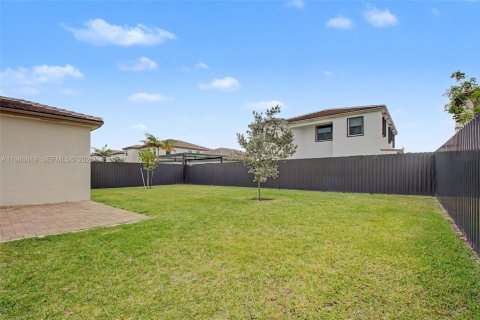 House in Homestead, Florida 3 bedrooms, 291.62 sq.m. № 2044976 - photo 14