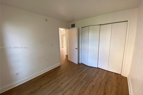 Copropriété à louer à Miami Springs, Floride: 2 chambres, 57.97 m2 № 1976653 - photo 6