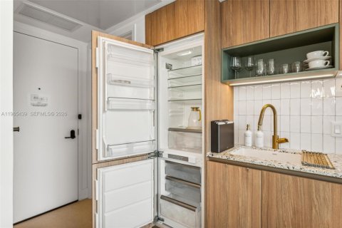 Condominio en venta en Miami, Florida, 34.1 m2 № 2031770 - foto 7