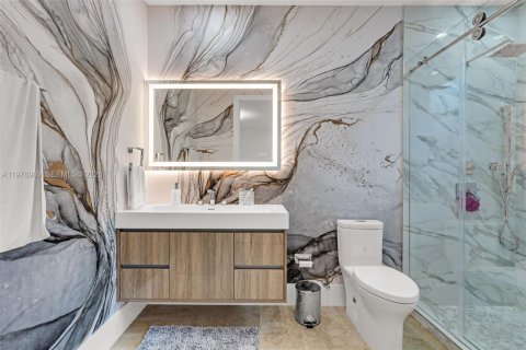 House in Pinecrest, Florida 7 bedrooms, 652.92 sq.m. № 2066813 - photo 26