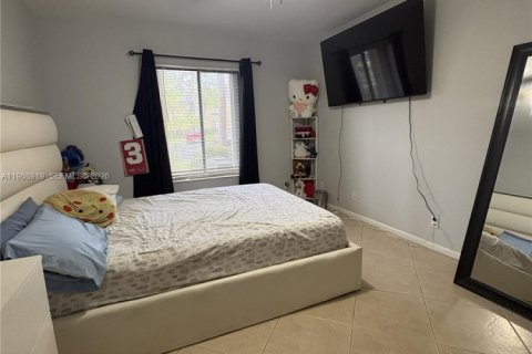 Condo in Greenacres, Florida, 1 bedroom  № 2050963 - photo 12