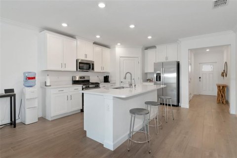 House in Wimauma, Florida 2 bedrooms, 130.62 sq.m. № 1717542 - photo 10