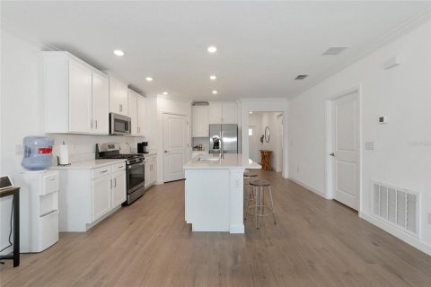 House in Wimauma, Florida 2 bedrooms, 130.62 sq.m. № 1717542 - photo 9