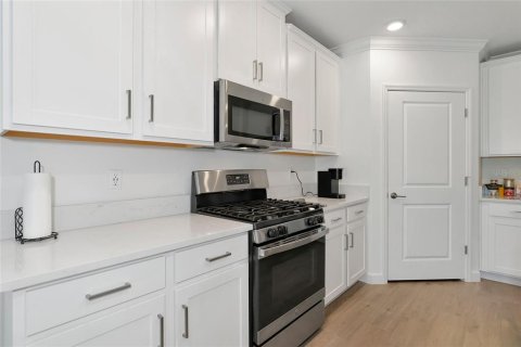 House in Wimauma, Florida 2 bedrooms, 130.62 sq.m. № 1717542 - photo 14