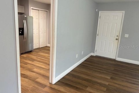 Casa en venta en Orlando, Florida, 6 dormitorios, 153.47 m2 № 1903695 - foto 5