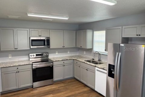 Casa en venta en Orlando, Florida, 6 dormitorios, 153.47 m2 № 1903695 - foto 6