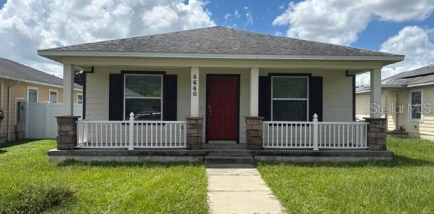 Casa en Orlando, Florida 6 dormitorios, 153.47 m2 № 1903695