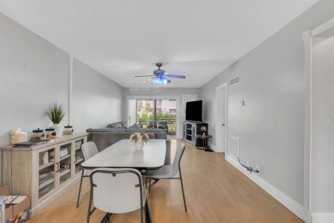 Купить кондоминиум в Помпано-Бич, Флорида 3 комнаты, 82.5м2, № 2147139 - фото 10