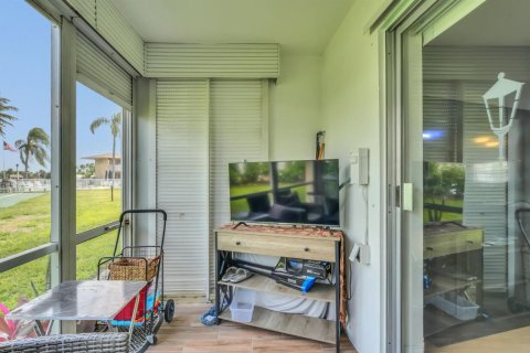 Купить кондоминиум в Помпано-Бич, Флорида 3 комнаты, 82.5м2, № 2147139 - фото 20
