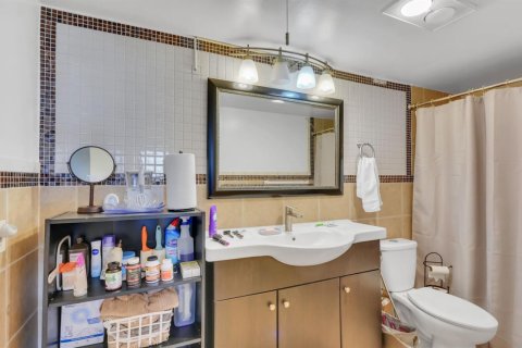 Купить кондоминиум в Помпано-Бич, Флорида 3 комнаты, 82.5м2, № 2147139 - фото 12