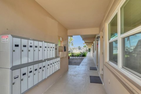 Купить кондоминиум в Помпано-Бич, Флорида 3 комнаты, 82.5м2, № 2147139 - фото 23