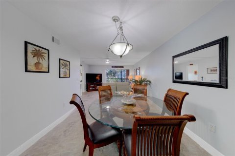 Copropriété à vendre à Clearwater, Floride: 2 chambres, 108.23 m2 № 2318488 - photo 12