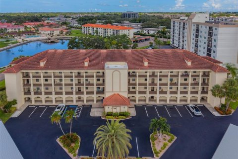 Condo in Clearwater, Florida, 2 bedrooms  № 2318488