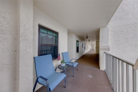 Copropriété à vendre à Clearwater, Floride: 2 chambres, 108.23 m2 № 2318488 - photo 3