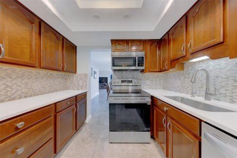 Copropriété à vendre à Clearwater, Floride: 2 chambres, 108.23 m2 № 2318488 - photo 13
