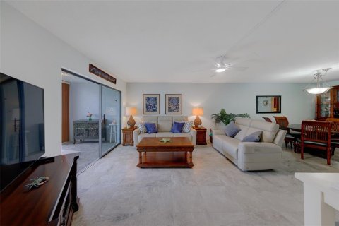 Copropriété à vendre à Clearwater, Floride: 2 chambres, 108.23 m2 № 2318488 - photo 9