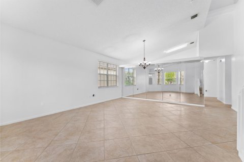 Villa ou maison à vendre à Pembroke Pines, Floride: 3 chambres, 165.18 m2 № 2088216 - photo 3
